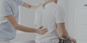 dolor de espalda que irradia hacia delante